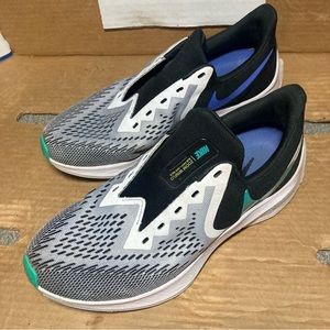 Nike Women’s 8.5 Zoom Winflo 6 Jade Storm Sneaker